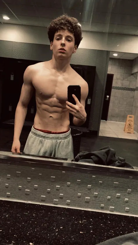 Flexing Photos by Ben